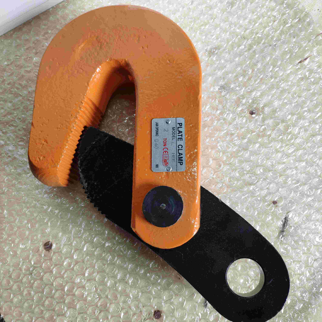 L MORSETTO PER PIASTRA ORIZZONTALE